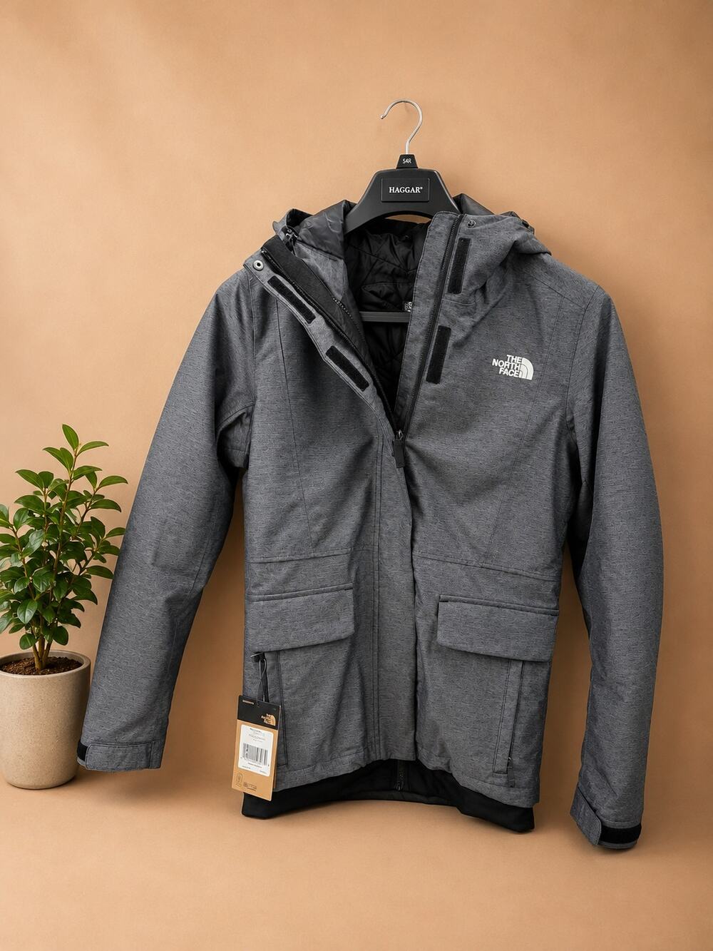NWT The North Face, Size XS, Color Black Heathered Grey coat Womens’أ